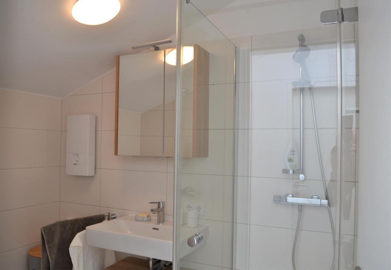 Ferienwohnung Mit Seeblick, Unterach Am Attersse Унтерах-ам-Аттерзе Екстер'єр фото